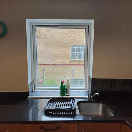 Apartmán Excellent Location St Anne's Park 2 Bed/bath Apartment, 5 *